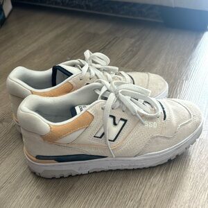 New Balance 550
